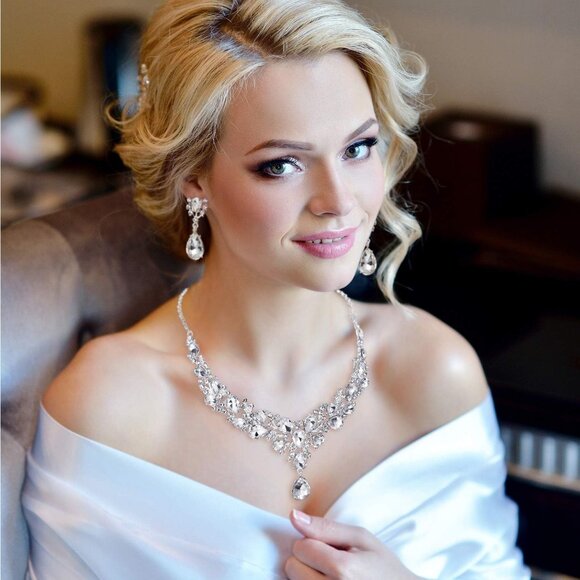 Women's Necklace Earrings Bridal Teardrop Cluster Crystal Jewelry Set Wedding - Picture 6 of 6